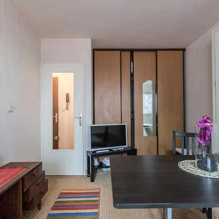 شقة Studio Buttes Chaumont باريس