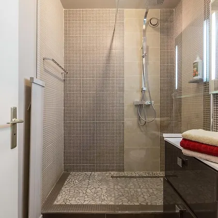 Appartement Studio Buttes Chaumont *